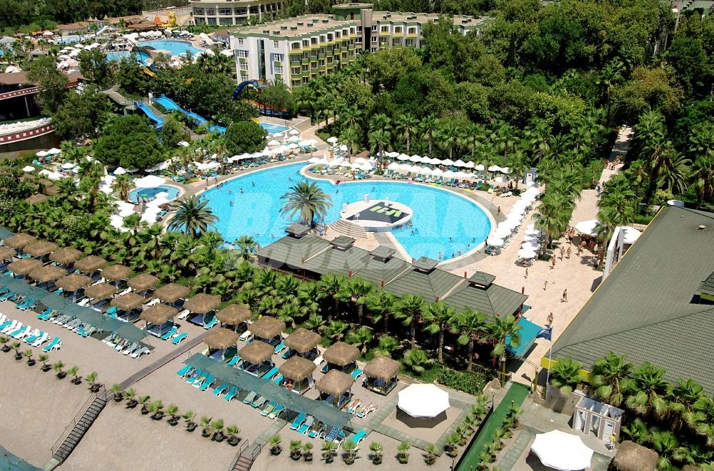 почивка в  Delphin Botanik Hotel and Resort