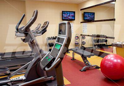 почивка в Courtyard by Marriott Tulsa Downtown
