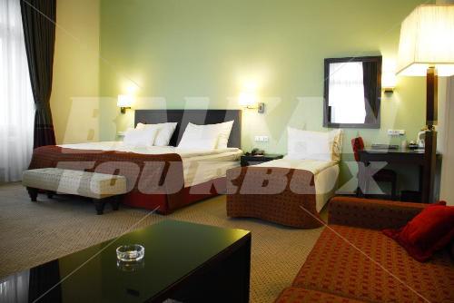 почивка в Golden Tulip Terminus