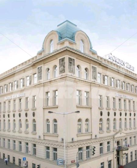 почивка в  Golden Tulip Terminus