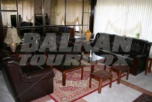 holiday in Villa Tasko