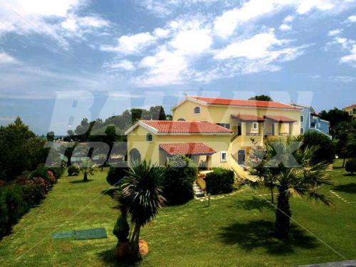 почивка в Govino Bay