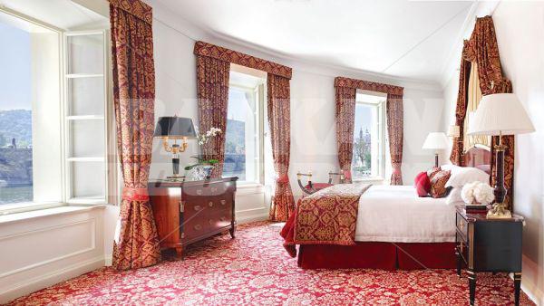 почивка в Four Seasons Prague