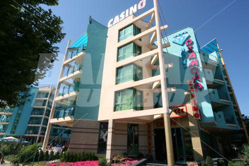 holiday in Diamond