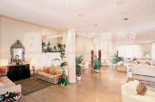 holiday in Grand Hotel Passetto
