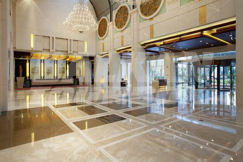 holiday in Crowne Plaza