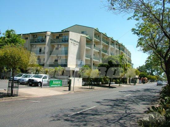 почивка в Mediterranean All Suites