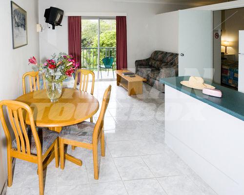 почивка в Mediterranean All Suites