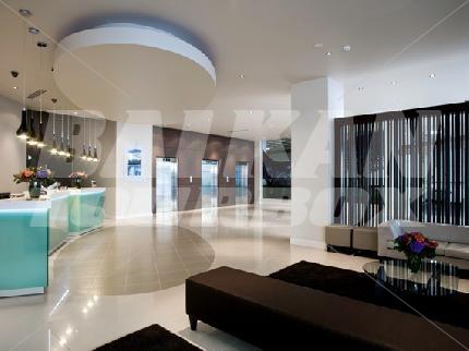 holiday in Mercure Auckland