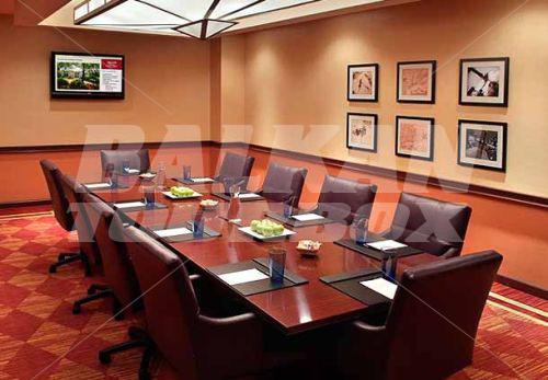 почивка в Trumbull Marriott Merritt Parkway