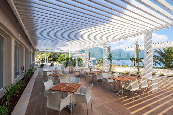 holiday in  Hotel Delfin  Bijela 