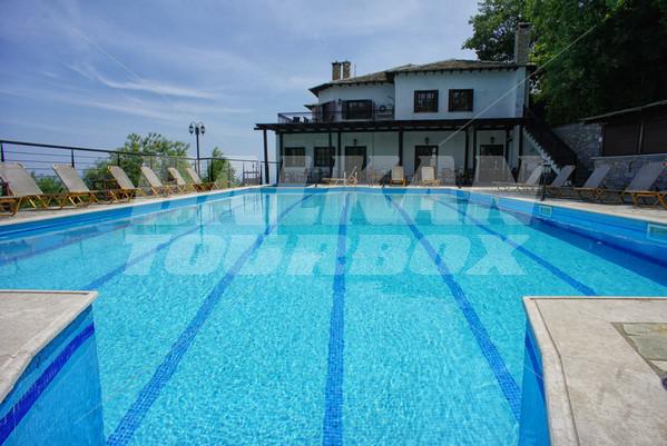 holiday in Aglaida Apartments