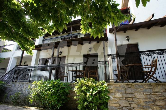 holiday in Aglaida Apartments