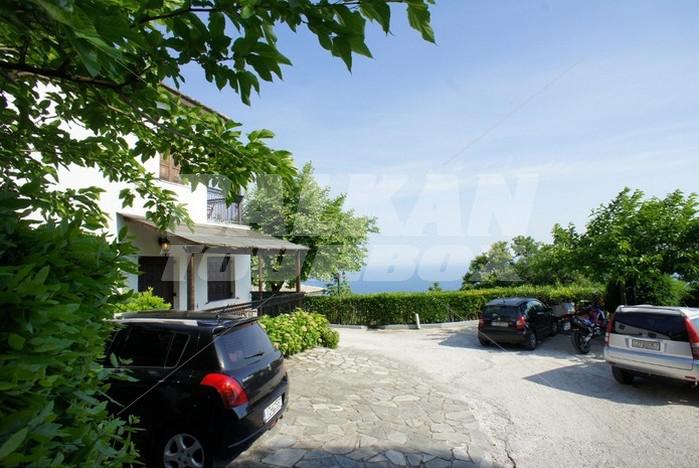holiday in Aglaida Apartments