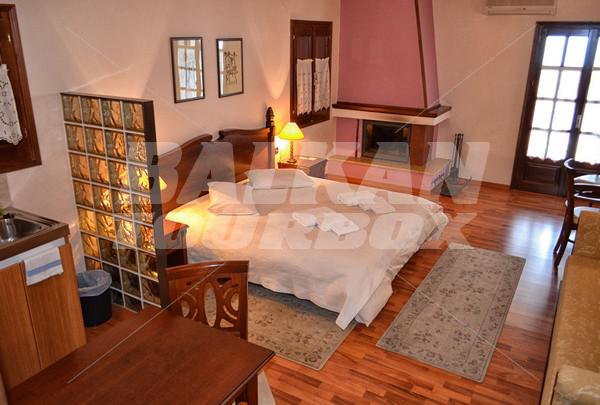 holiday in Aglaida Apartments