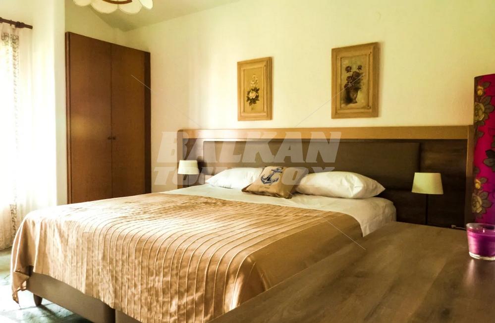 почивка в Villa Alex - Siviri