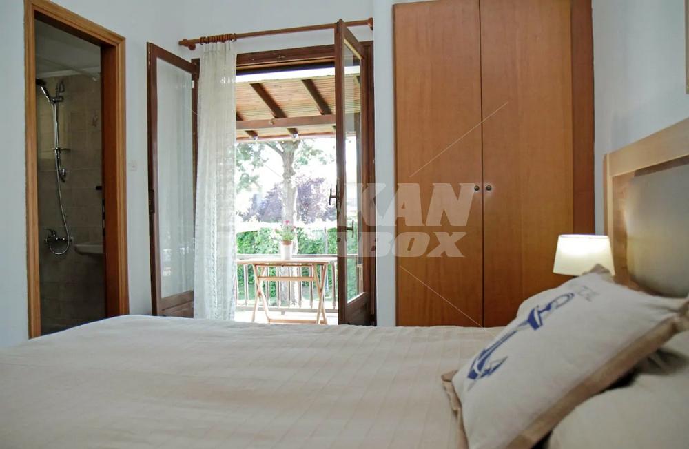 почивка в Villa Alex - Siviri