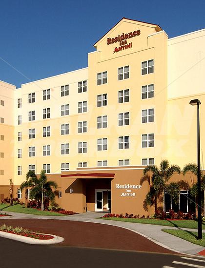 почивка в  Residence Inn by Marriott Orlando Airport