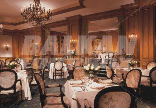 почивка в Marriott Chateau Champlain