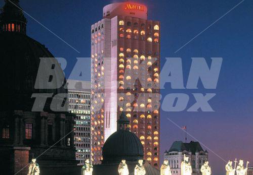 почивка в Marriott Chateau Champlain