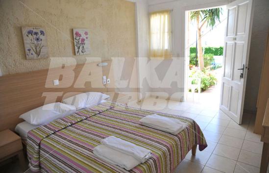 holiday in Cretan Garden