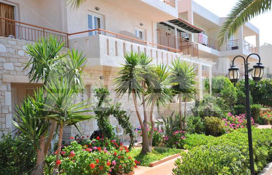 holiday in Cretan Garden
