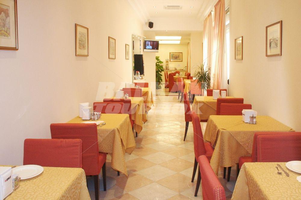 почивка в  Hotel Garibaldi 