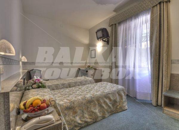 почивка в  Hotel Garibaldi 