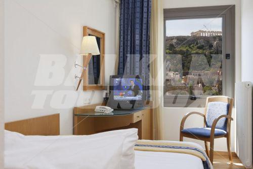 holiday in Plaka