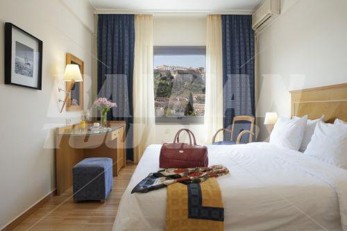 holiday in Plaka