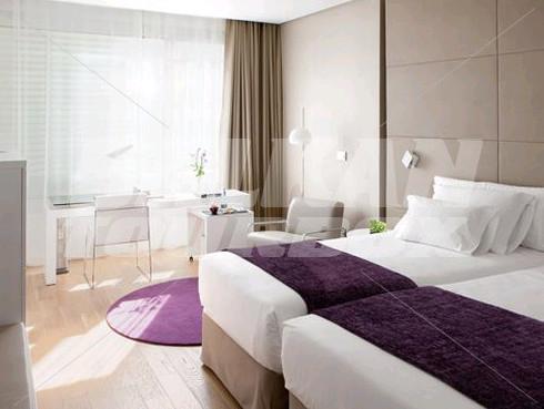 holiday in NH Eurobuilding