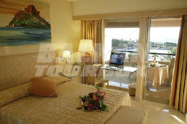 почивка в  Acacia Resort 
