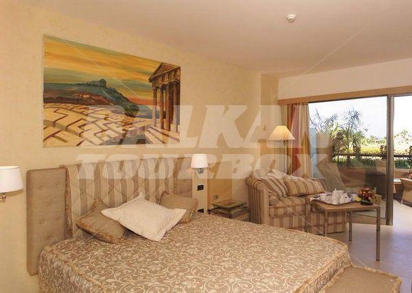 почивка в  Acacia Resort 
