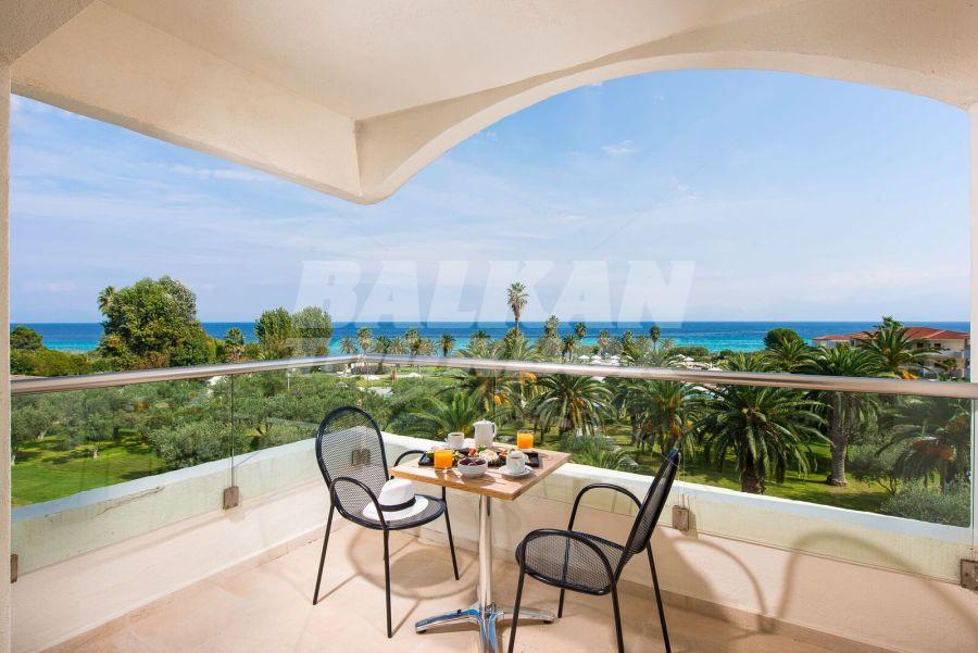 почивка в Kassandra Palace