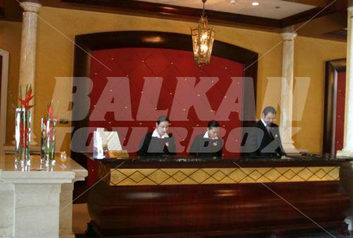 почивка в Moevenpick Bur Dubai