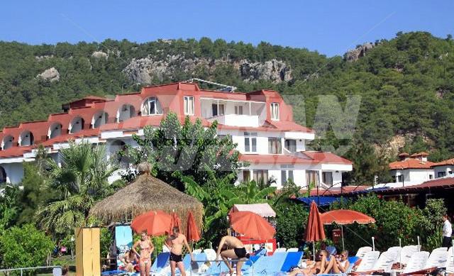 holiday in Sailor's Beach Club