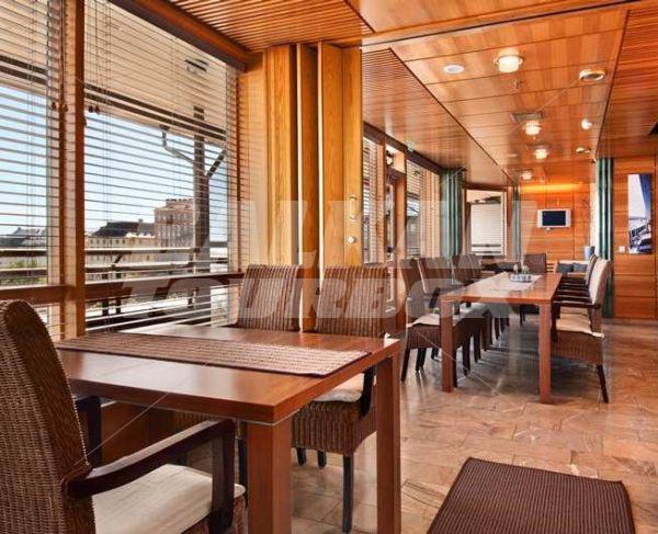 почивка в Hilton Helsinki Strand