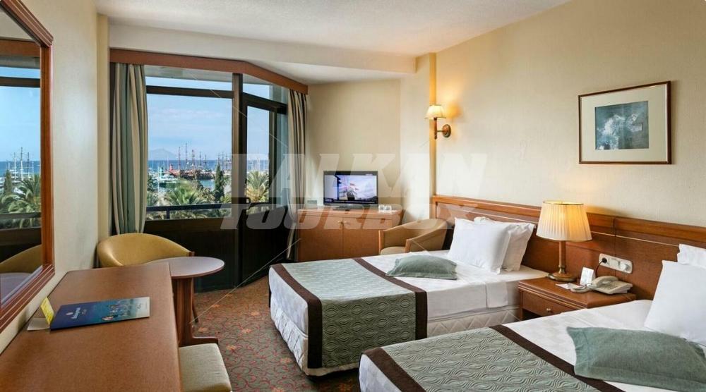 почивка в Ozkaymak Kemer Marina