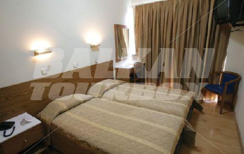 holiday in Mandrino
