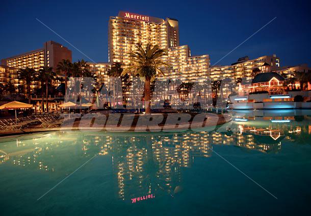 почивка в Orlando World Center Marriott