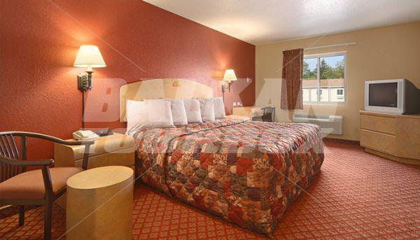 почивка в Days Inn and Suites Niagara Falls/Buffalo