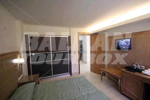 holiday in Natura Park Village