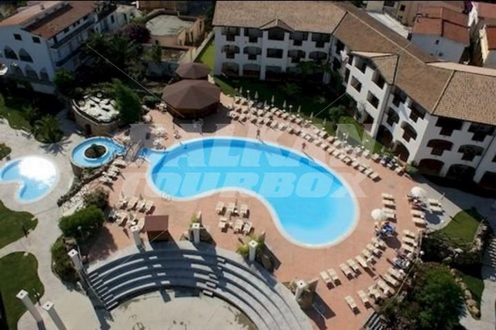 почивка в Eden Village Cala Della Torre