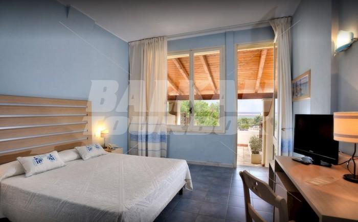 почивка в Eden Village Cala Della Torre