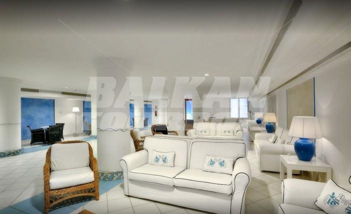 почивка в Eden Village Cala Della Torre