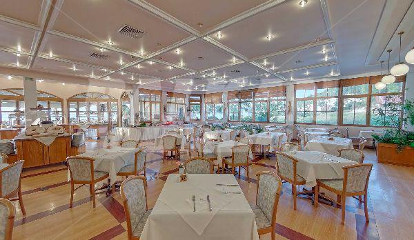 почивка в Possidi Holidays