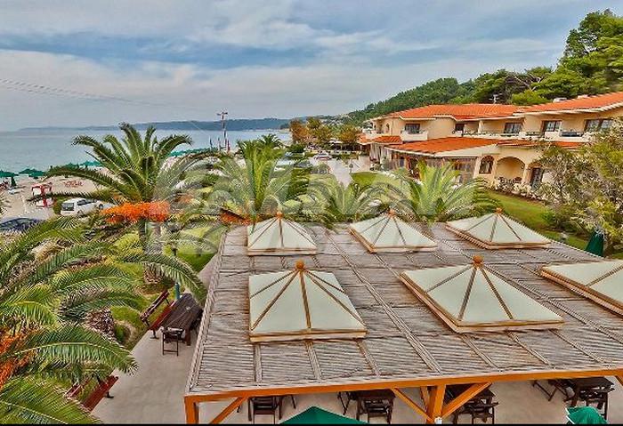 почивка в Possidi Holidays