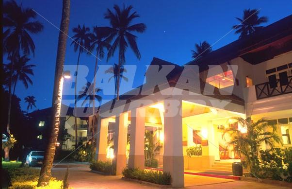 почивка в Amora Beach Resort