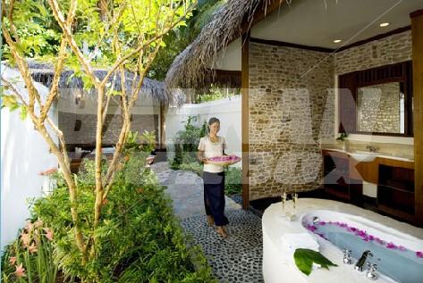 почивка в Kuramathi Blue Lagoon