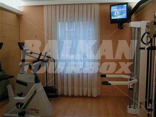 почивка в Holiday Inn Expo